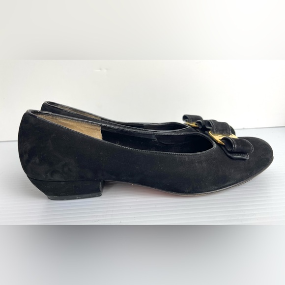 Salvatore Ferragamo Vera Bow SEUDE Shoes Classic black Size 6B READ please - Picture 9 of 14